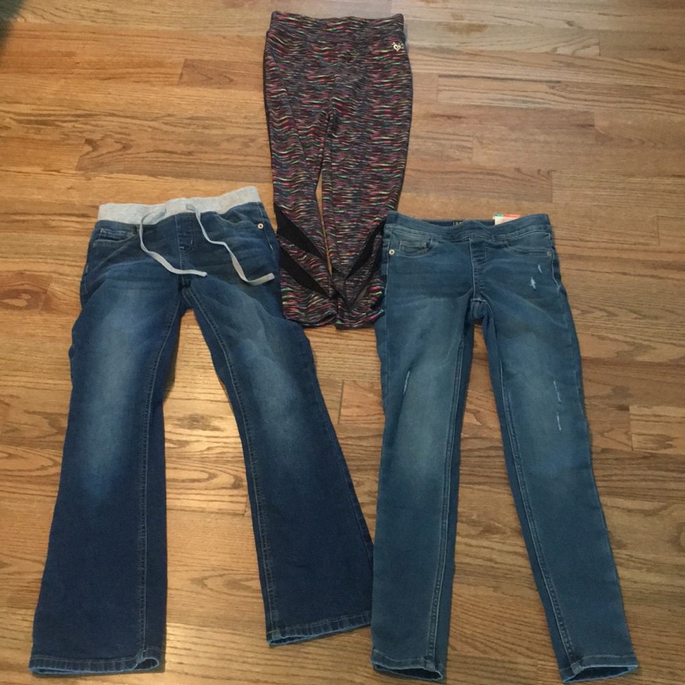 Jeans and leggings